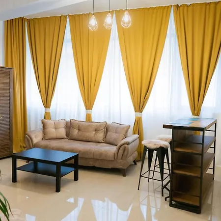 Aparthotel Chic 4*