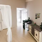 Chic Ξενοδοχείο με διαμερίσματα Βουκουρέστι