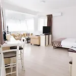 Ξενοδοχείο με διαμερίσματα Chic