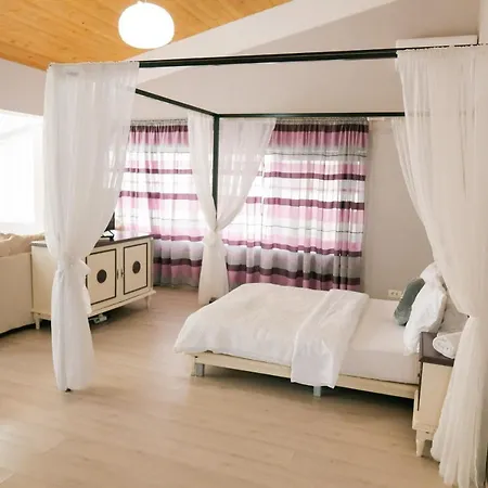 Chic Бухарест