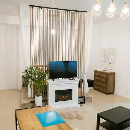 Chic Aparthotel *