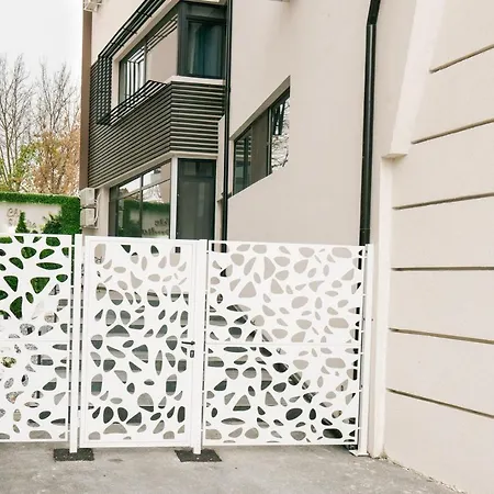 Chic Aparthotel Boekarest