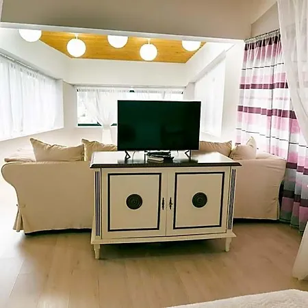 Chic 4*