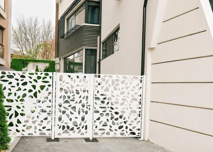 Chic מלון דירות בוקרשט